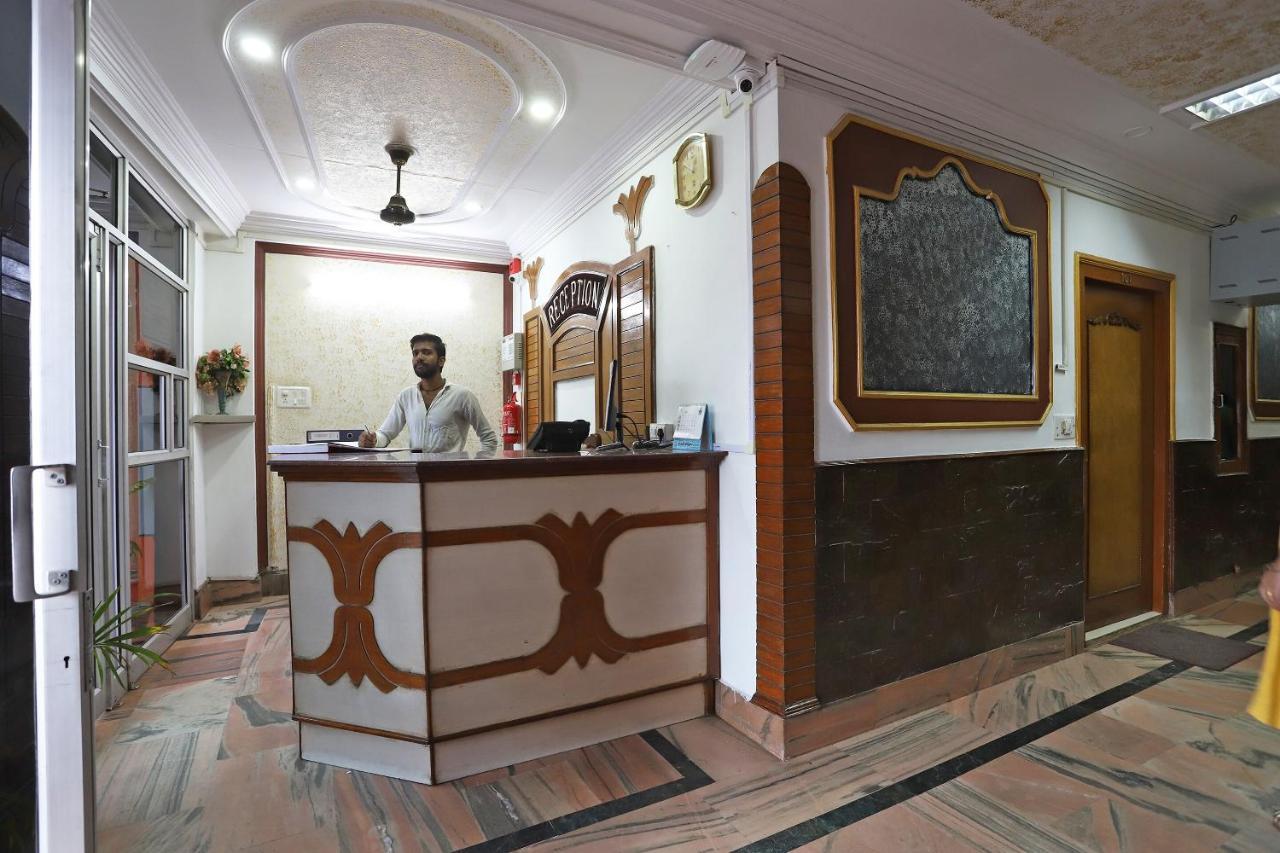 Oyo Flagship 76697 Hotel Park Awadh Lucknow Exterior photo