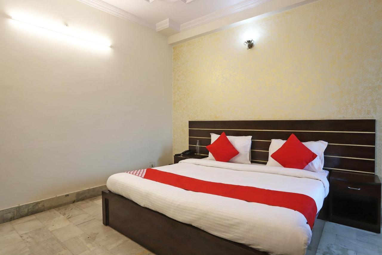 Oyo Flagship 76697 Hotel Park Awadh Lucknow Exterior photo